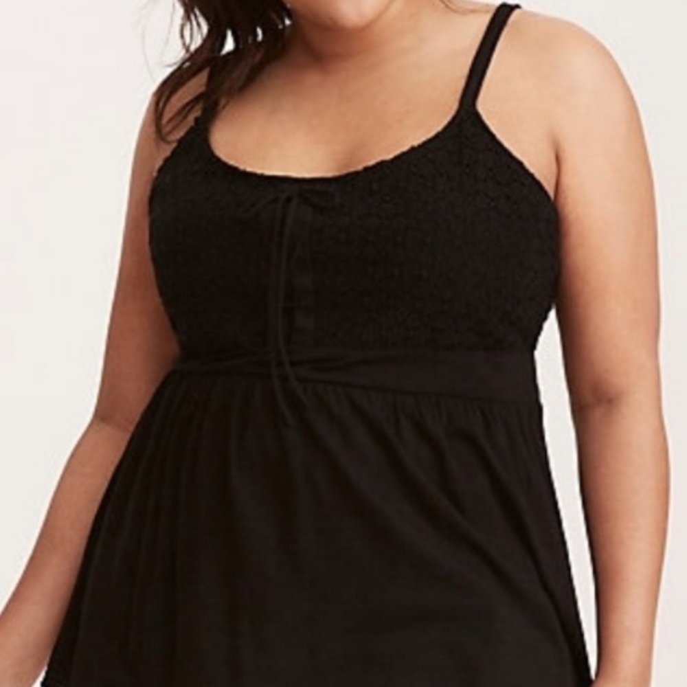 Torrid 5 black cami EUC
